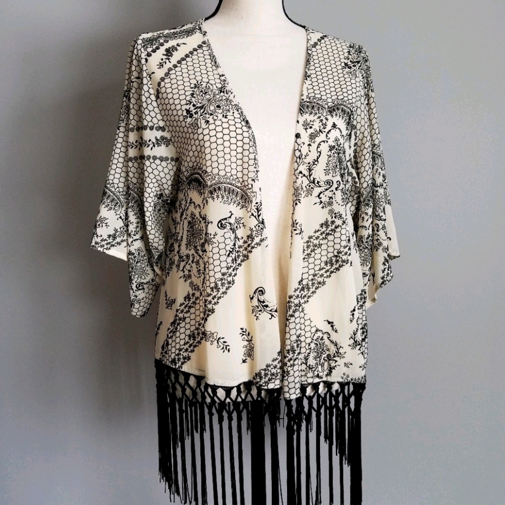NWOT Kimono